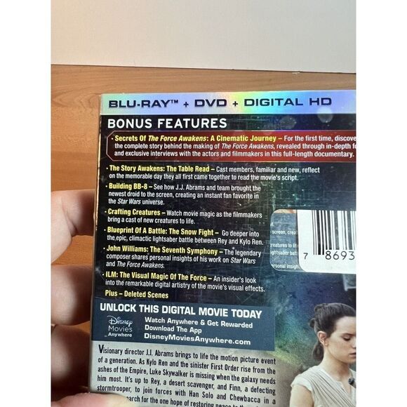 Star Wars: Episode VII: The Force Awakens (Blu-ray, 2015) - Picture 6 of 6